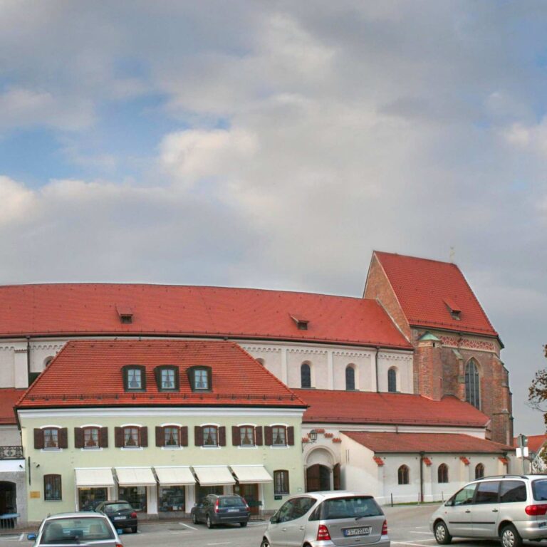 155  Freising  Cropped  4 768x768